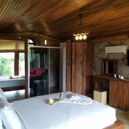 Selale Stone House Boutique 디킬리