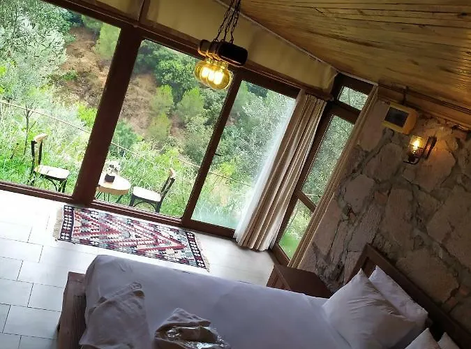 Selale Stone House Boutique Hotel Dikili